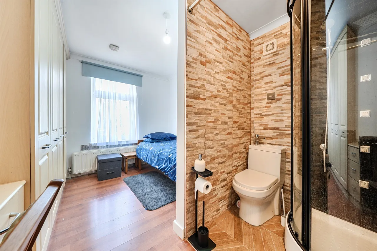 Buckingham Road, Ilford, IG1, photo 14