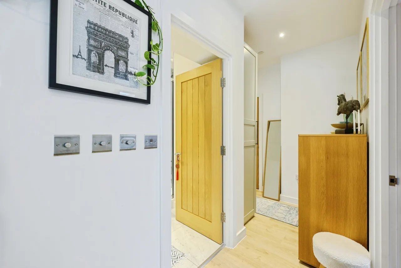 Station Road, Redhill, RH1, photo 10