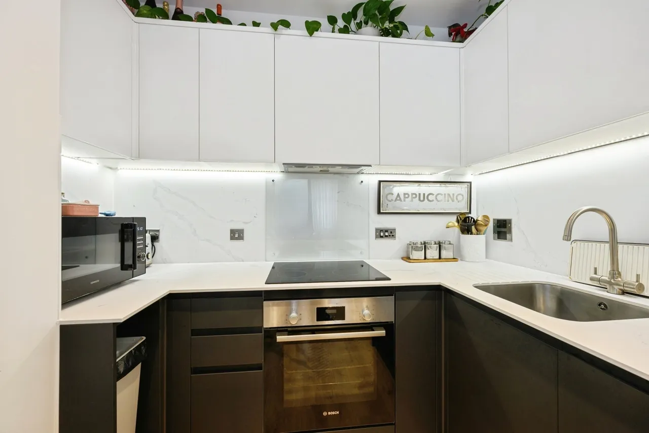 Station Road, Redhill, RH1, photo 6