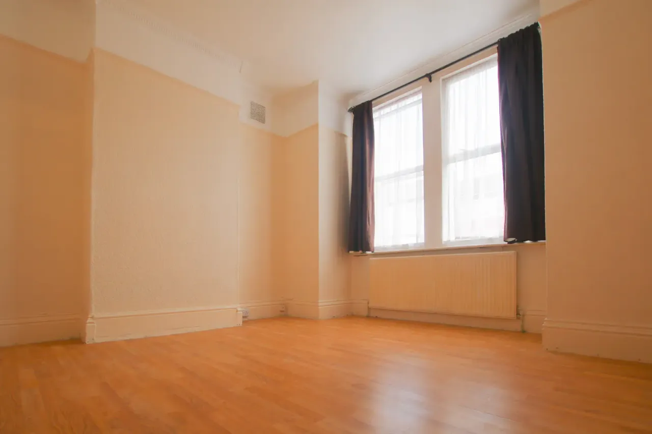 Halley Road, London, E7, photo 5