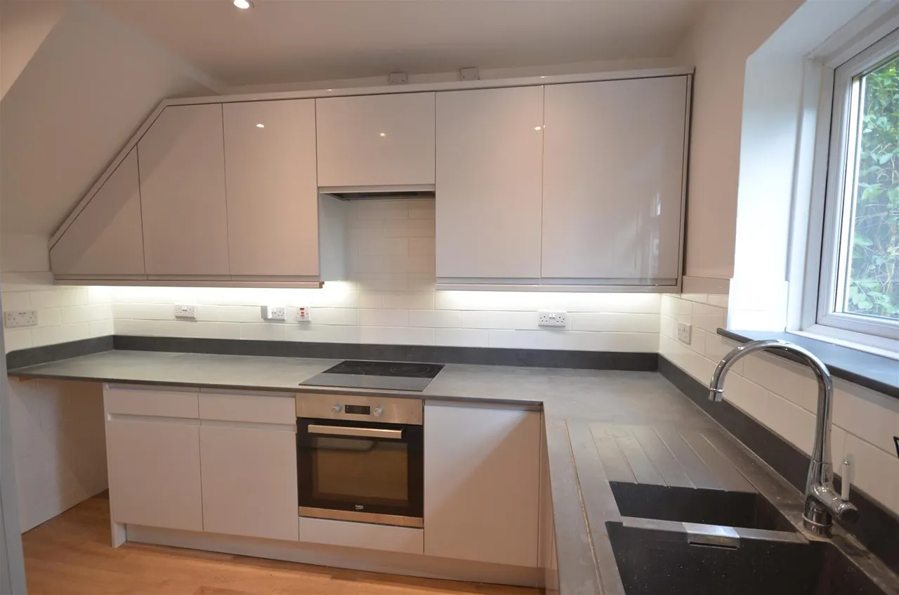 Anthony Close, Watford, photo 2