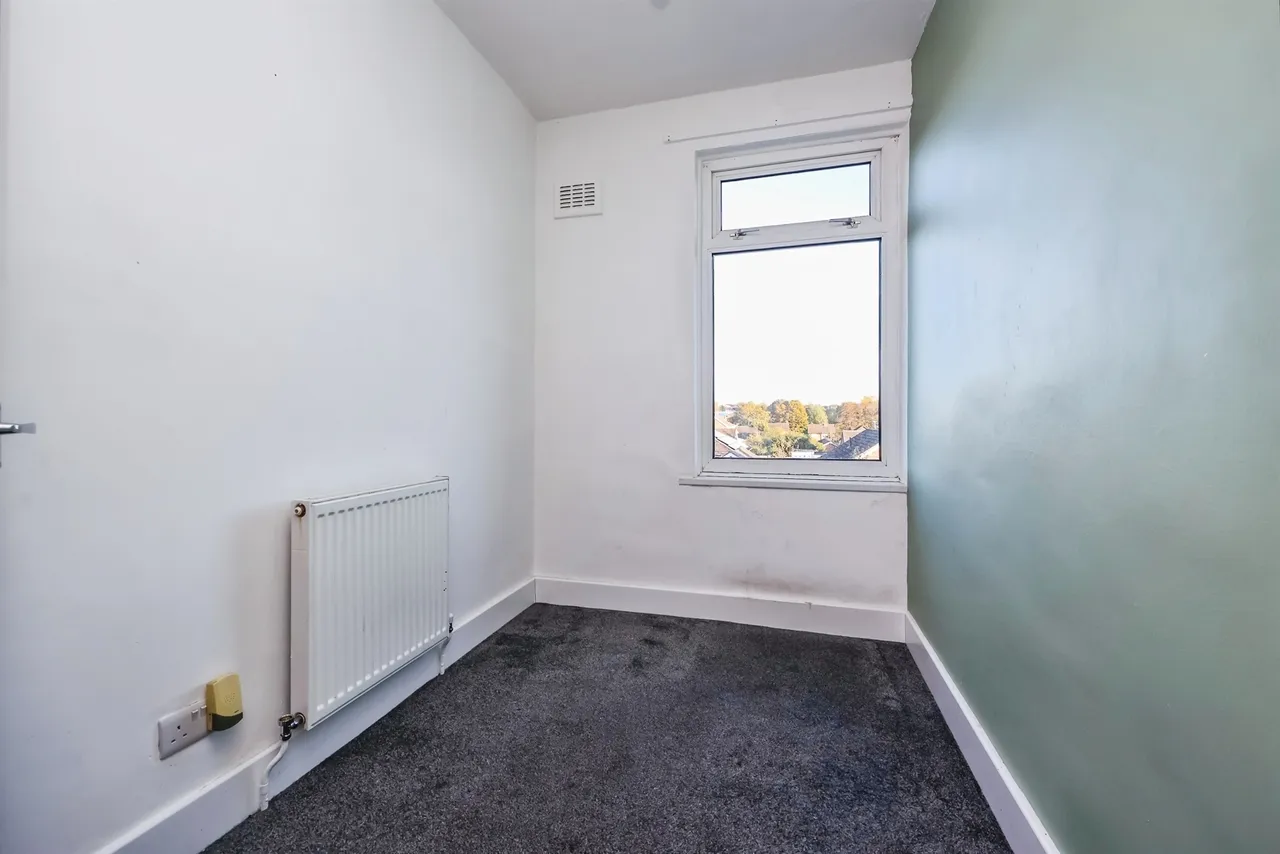 Queens Road North, Eastwood, NG16, photo 12