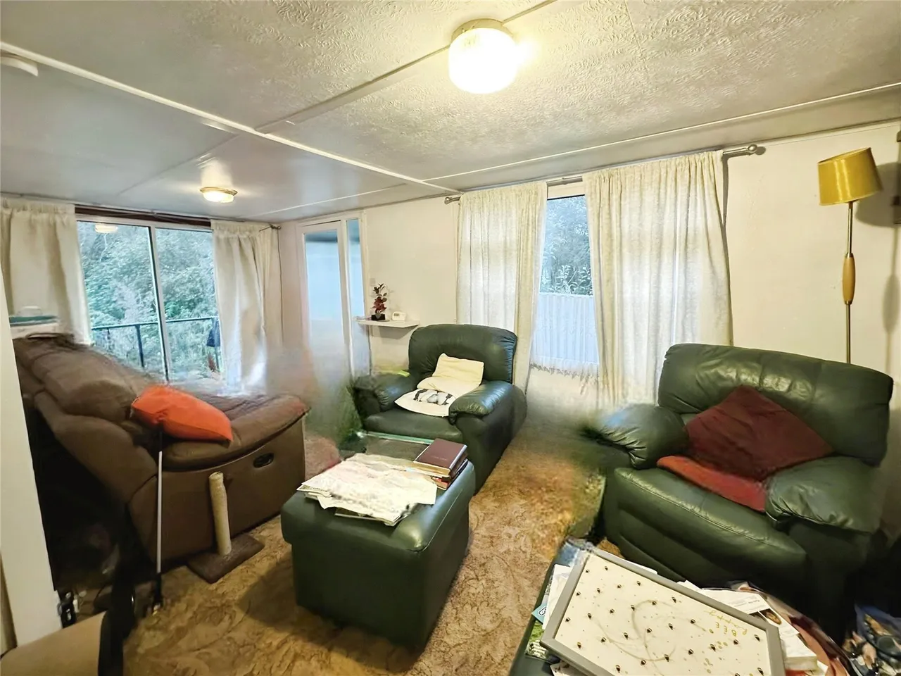 New Square, The Dome Village, Hockley, SS5, photo 4