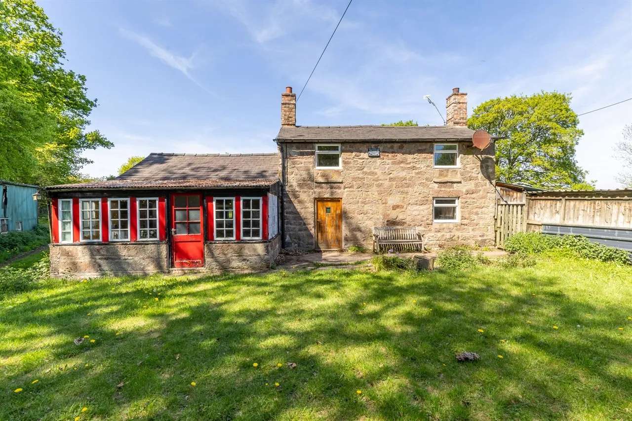 Bunbury, Tarporley, photo 2