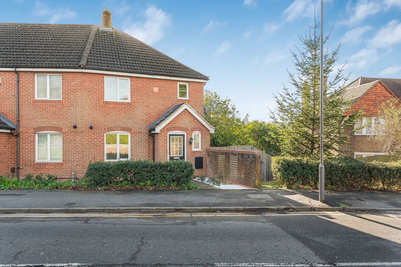 3 bed house for sale, Plomer Hill, High Wycombe, HP13