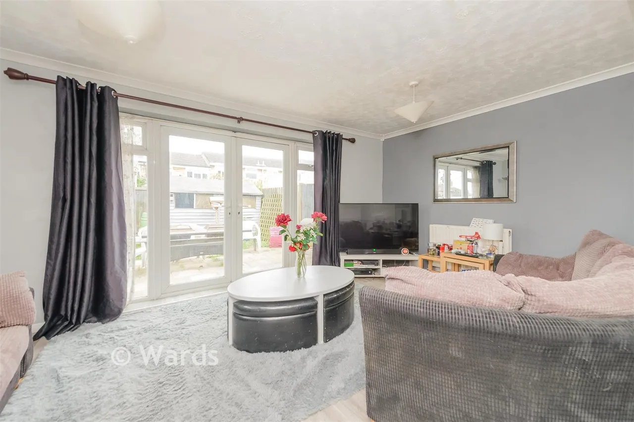Courtfield Avenue, Lordswood, ME5, photo 2