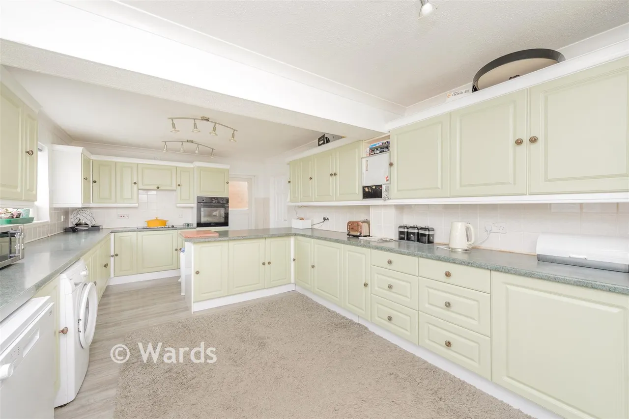Courtfield Avenue, Lordswood, ME5, photo 18