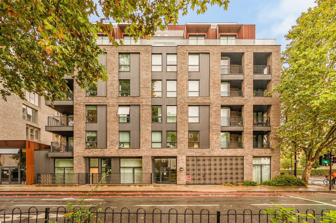 2 bed flat for sale, St. Pancras Way, Camden, NW1