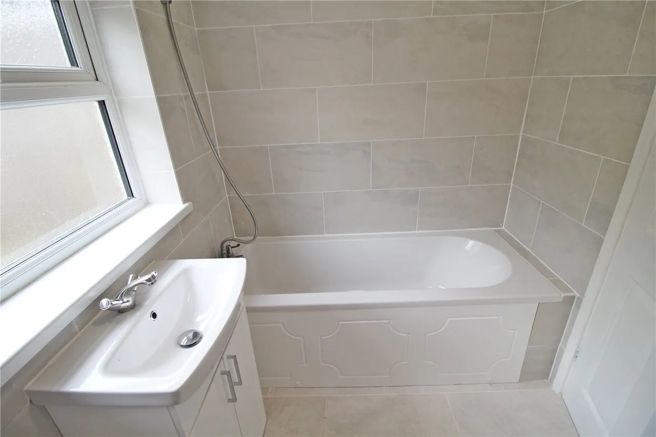 Bridge Street, Deeping St. James, Peterborough, Lincolnshire, PE6, photo 7