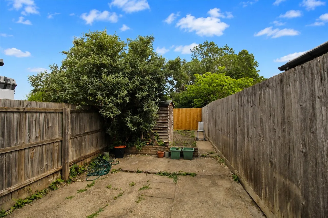 Bridge Street, Deeping St. James, Peterborough, Lincolnshire, PE6, photo 12
