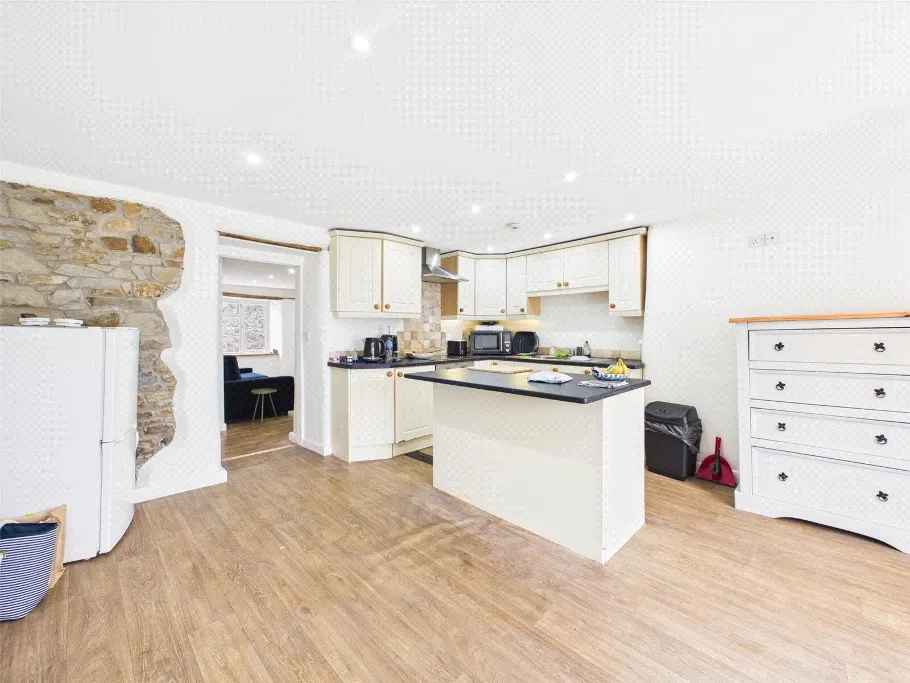 Chapel Street, Holsworthy, EX22, photo 4