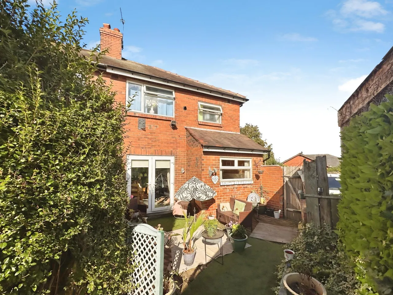 North Lingwell Road, Leeds, LS10, photo 18