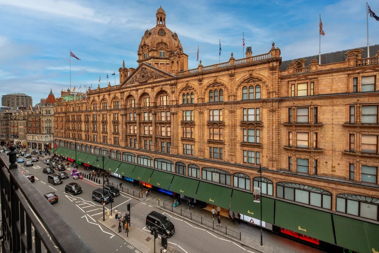 Brompton Road, Knightsbridge, SW3, photo 14