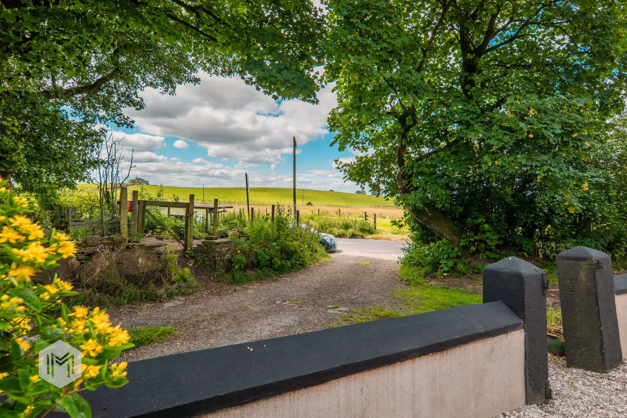 Watling Street, Affetside, Bury, BL8 3QS, photo 3