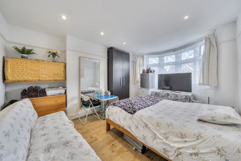 Cambridge Road, Harrow, HA2, photo 2