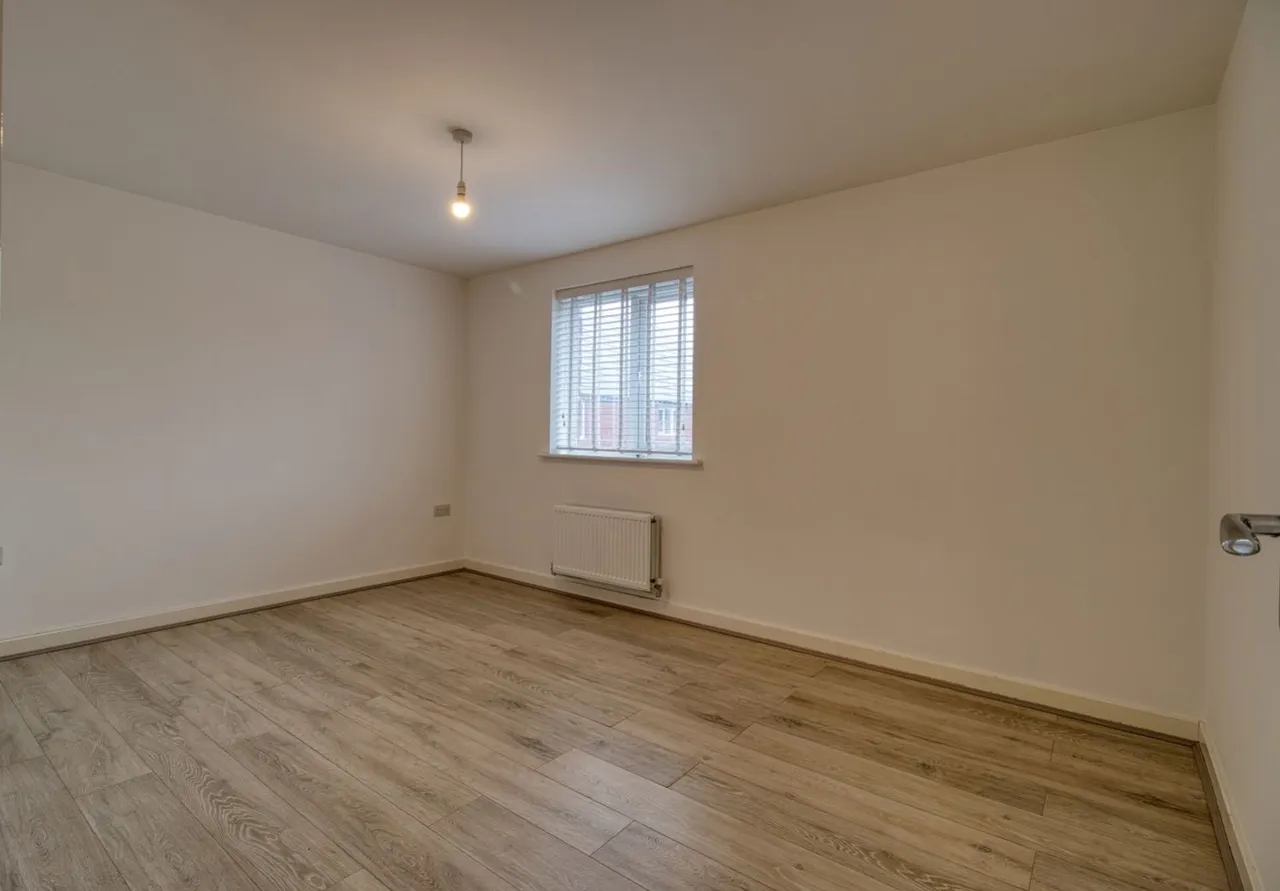 Lucknam Crescent, Coate, SN3, photo 4