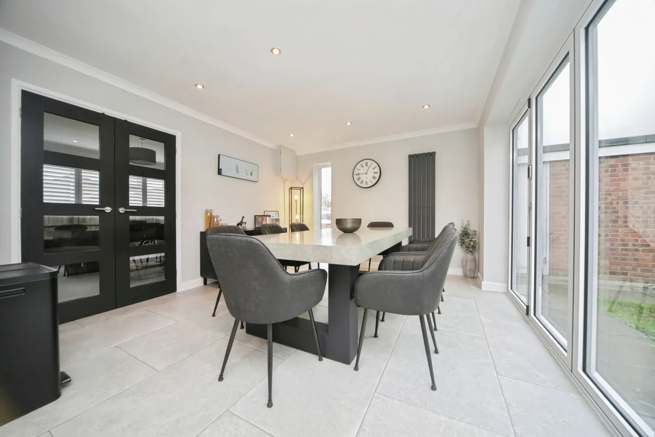 Laburnum Close, Red Lodge, Suffolk, IP28, photo 10