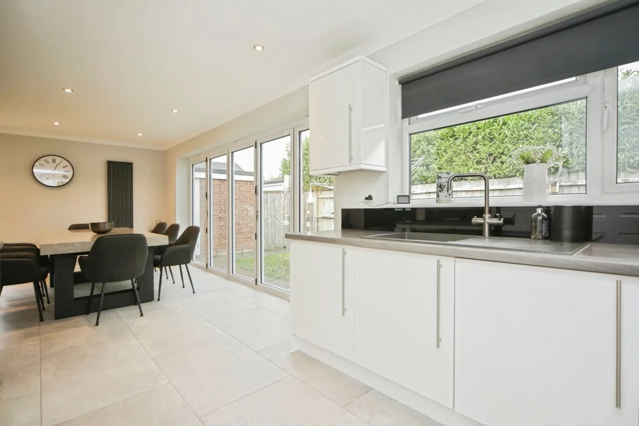 Laburnum Close, Red Lodge, Suffolk, IP28, photo 8