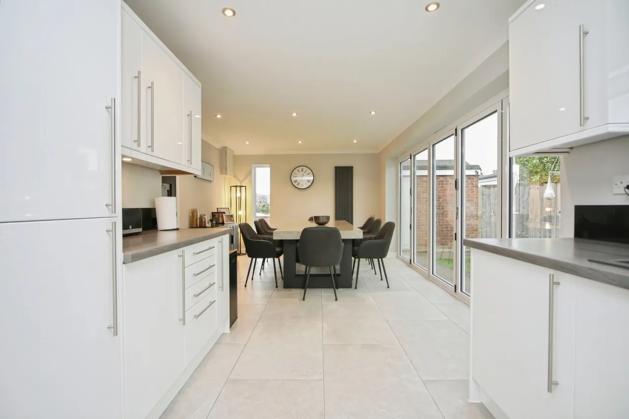 Laburnum Close, Red Lodge, Suffolk, IP28, photo 4