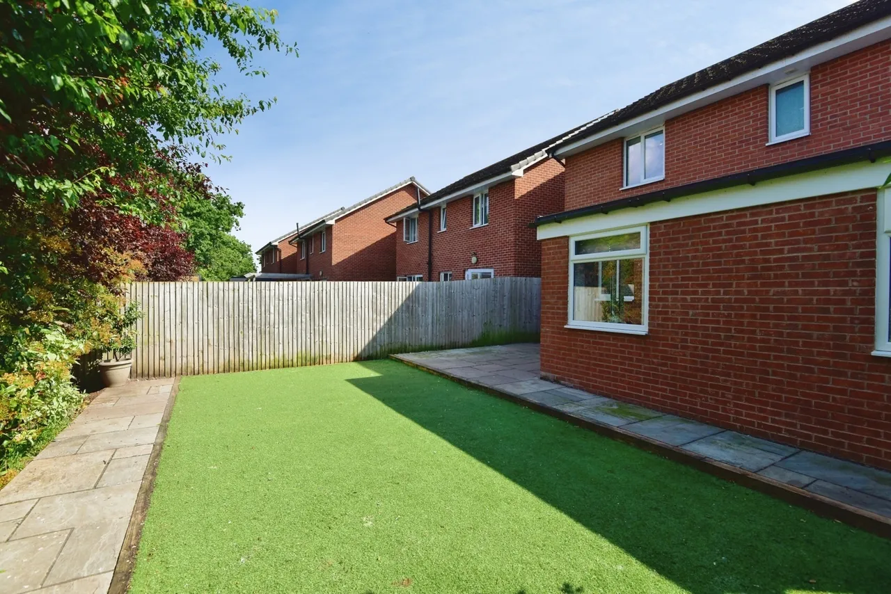 William Higgins Close, Alsager, ST7, photo 24