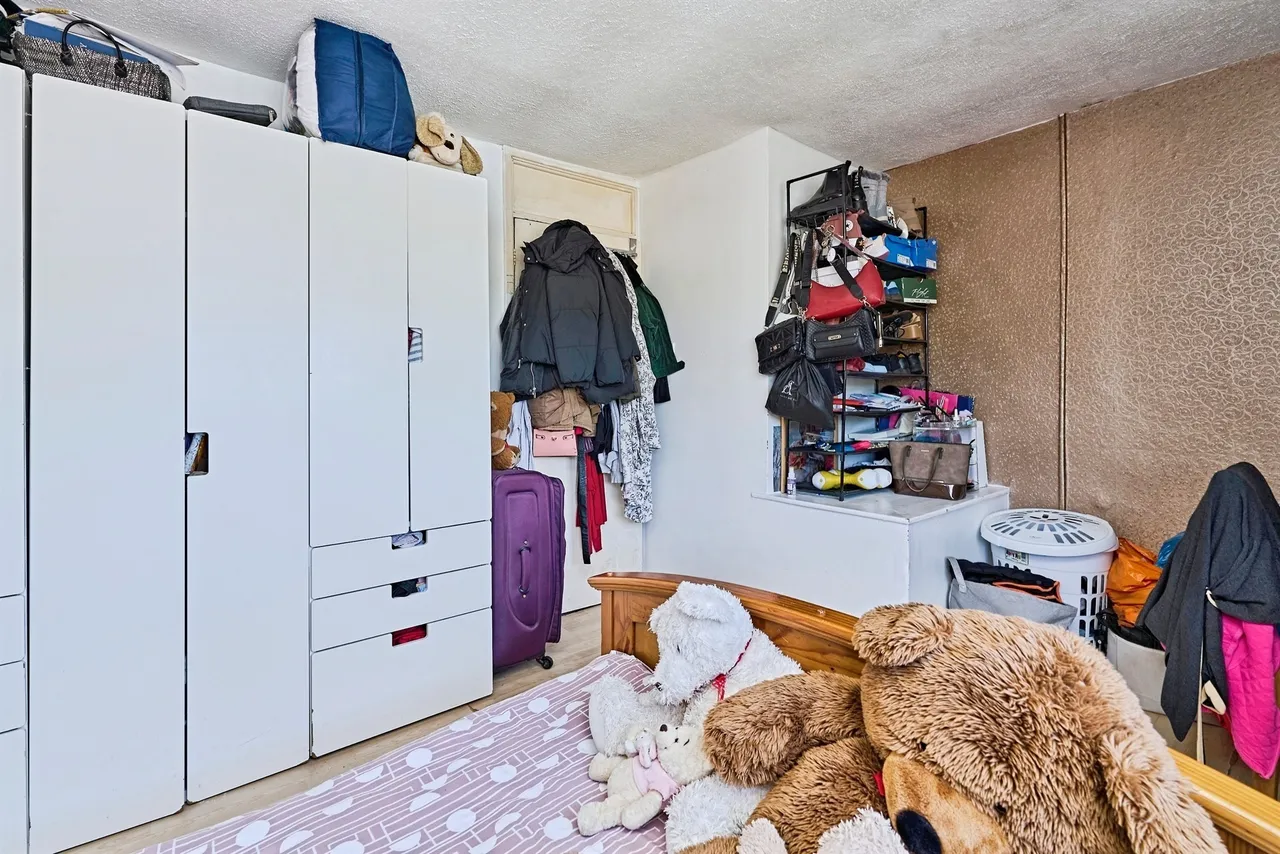 Schofield Avenue, West Bromwich, B71, photo 13