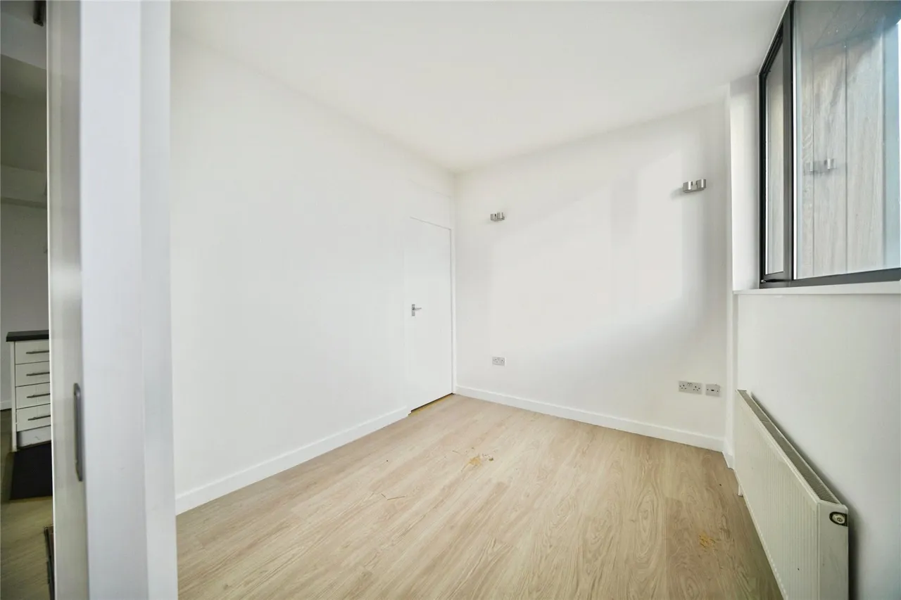 Shaftesbury Road, London, E7, photo 10