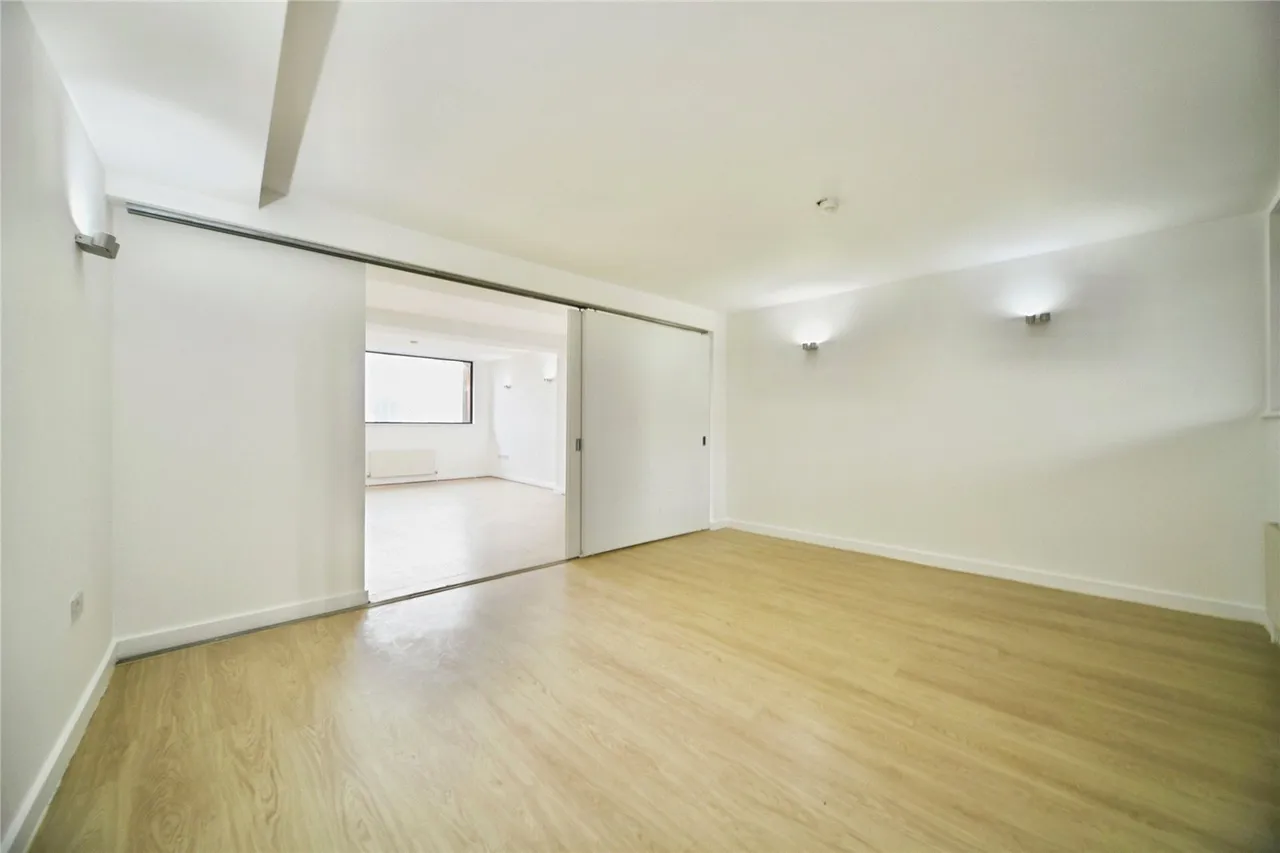 Shaftesbury Road, London, E7, photo 13