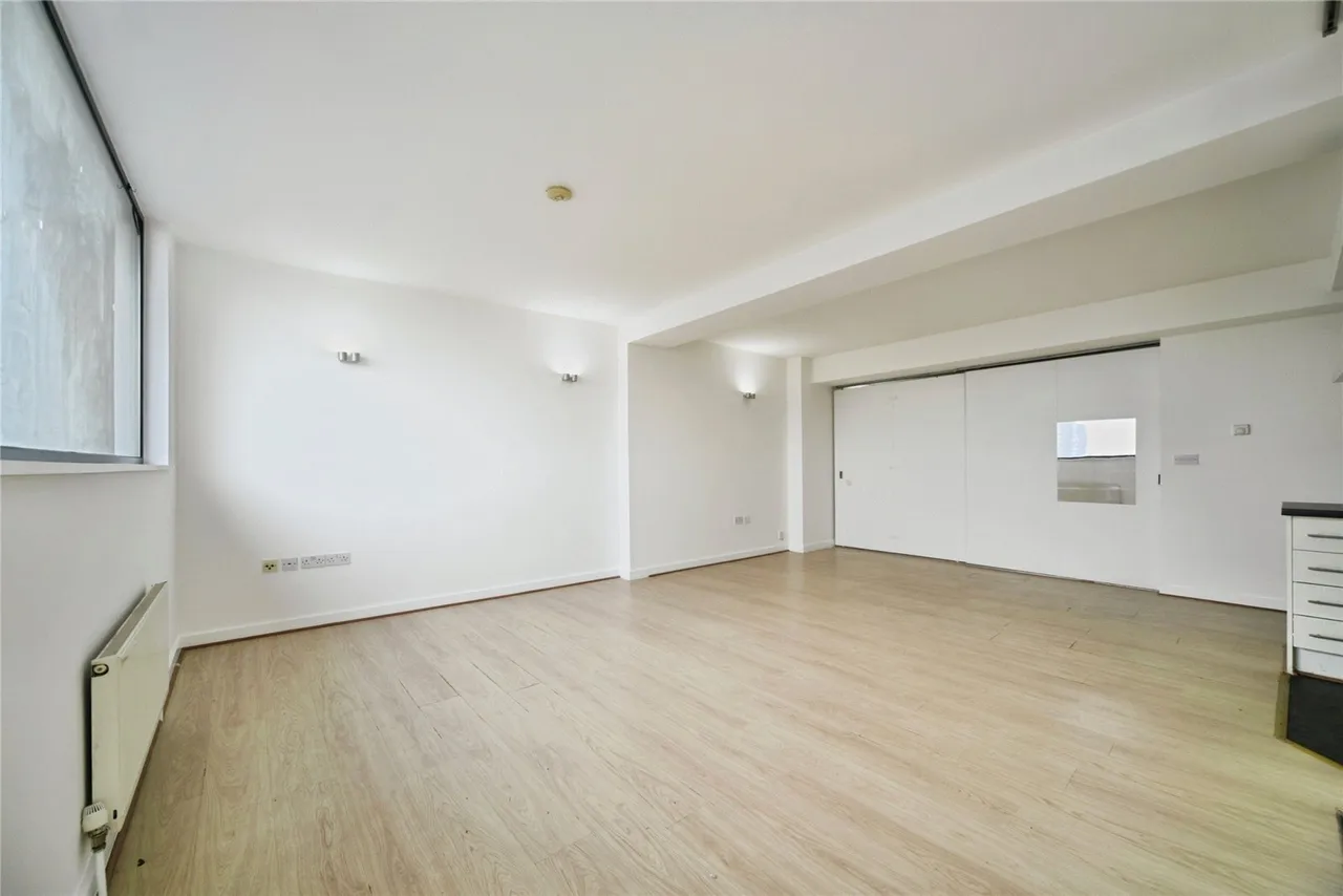 Shaftesbury Road, London, E7, photo 8