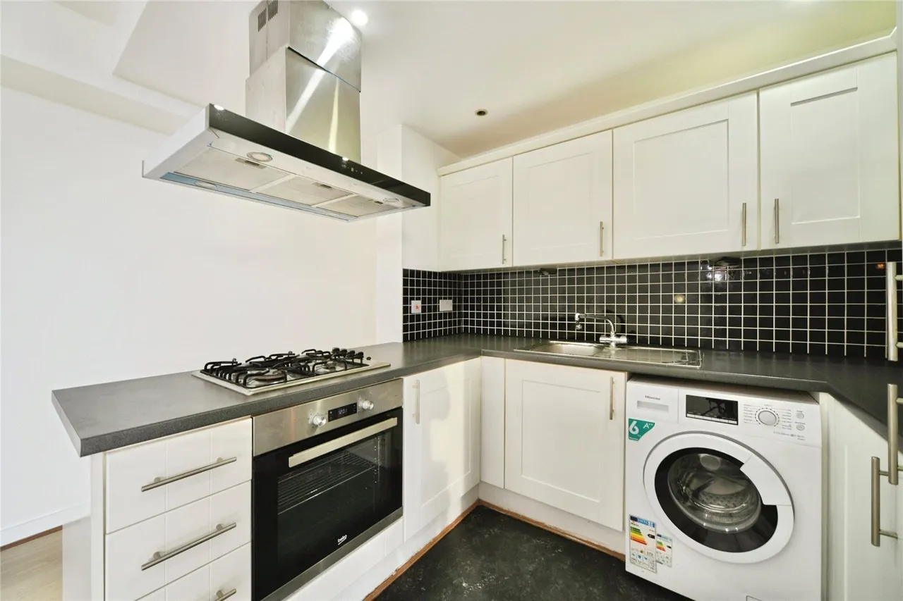 Shaftesbury Road, London, E7, photo 6