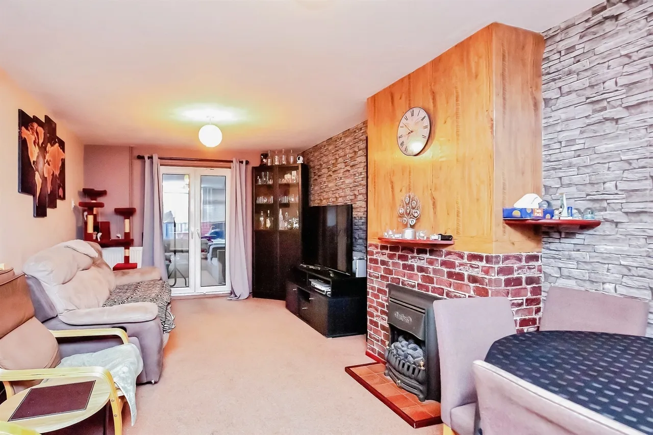 Beanfield Avenue, Corby, photo 11