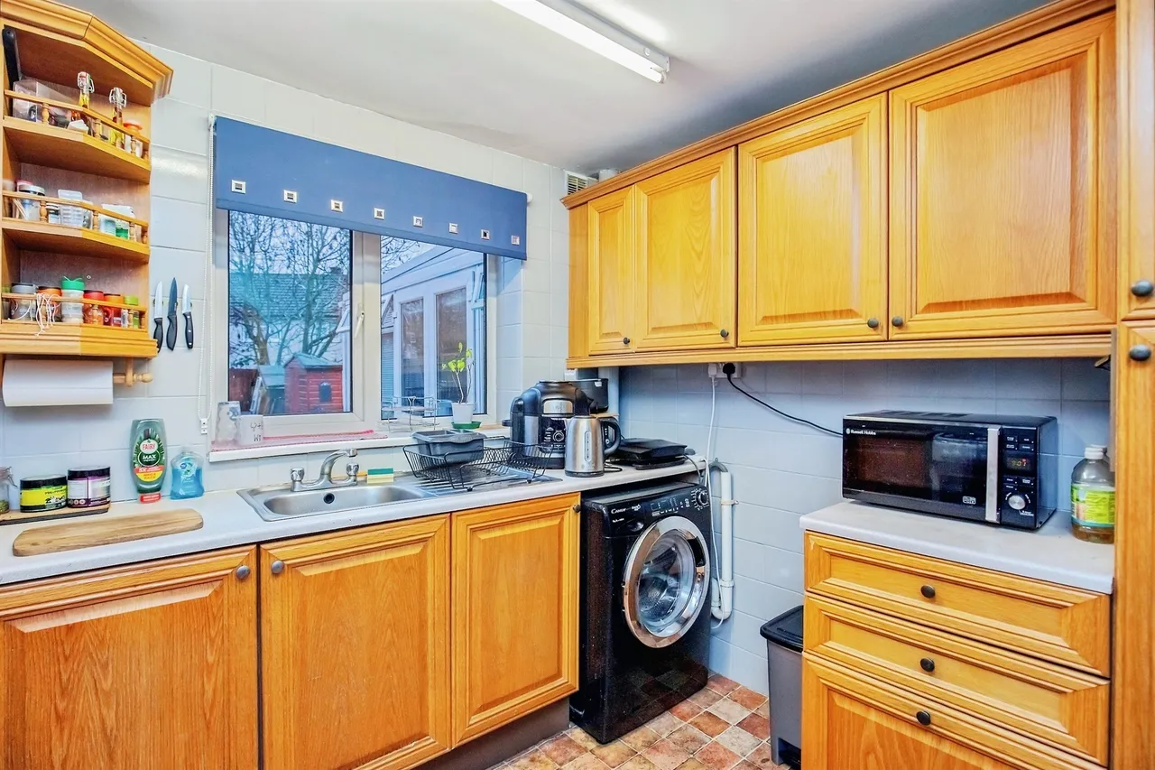 Beanfield Avenue, Corby, photo 6
