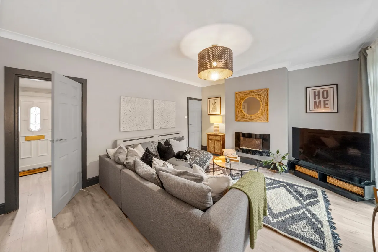 Lightburne Avenue, Leigh, Leigh, WN7 3JG, photo 5