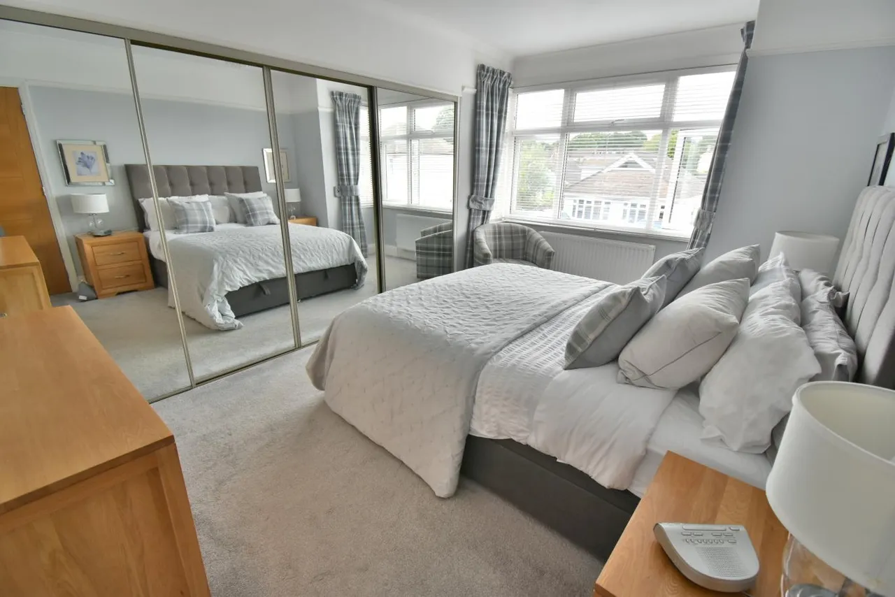 Clayford Avenue, BH22, photo 19
