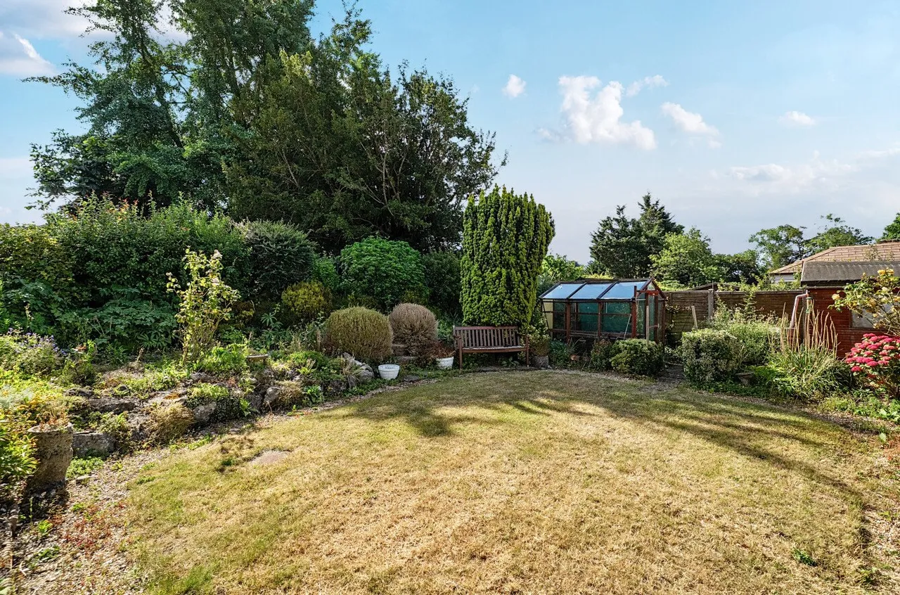 High Street, Findon Village, BN14, photo 8