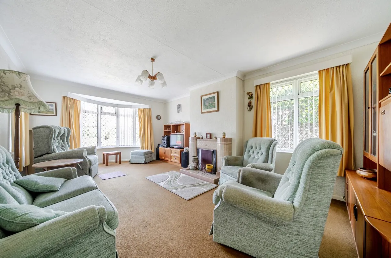 High Street, Findon Village, BN14, photo 2