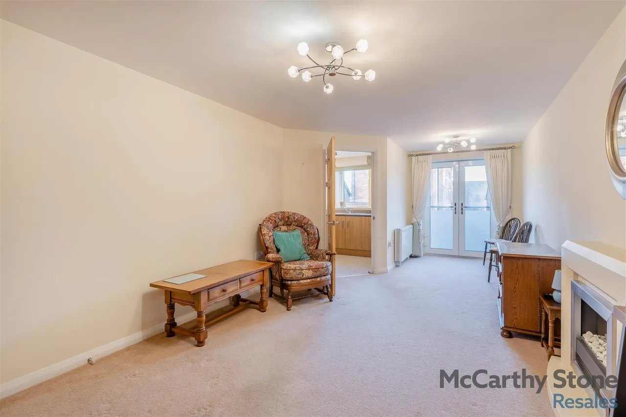 Middlewich Road, Sandbach, CW11, photo 3