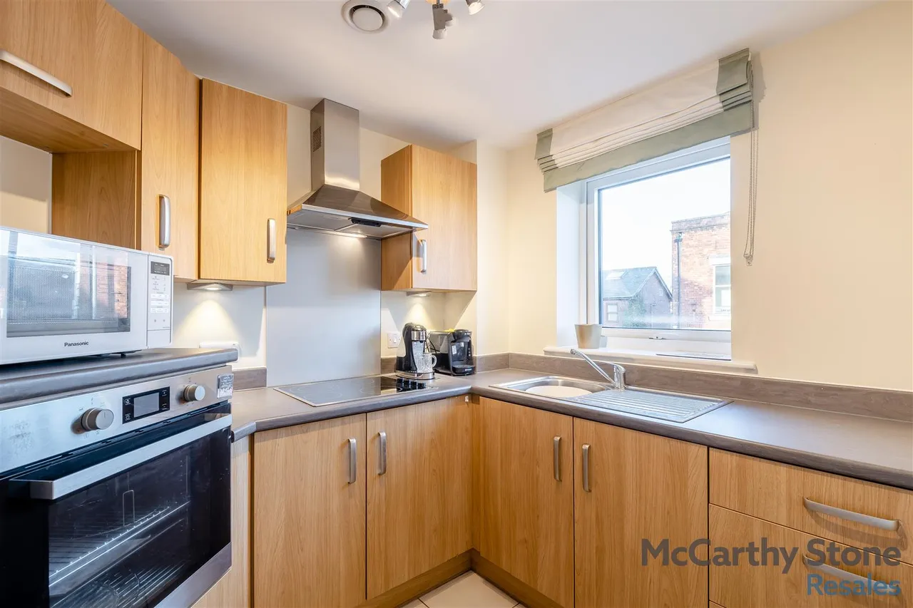 Middlewich Road, Sandbach, CW11, photo 15