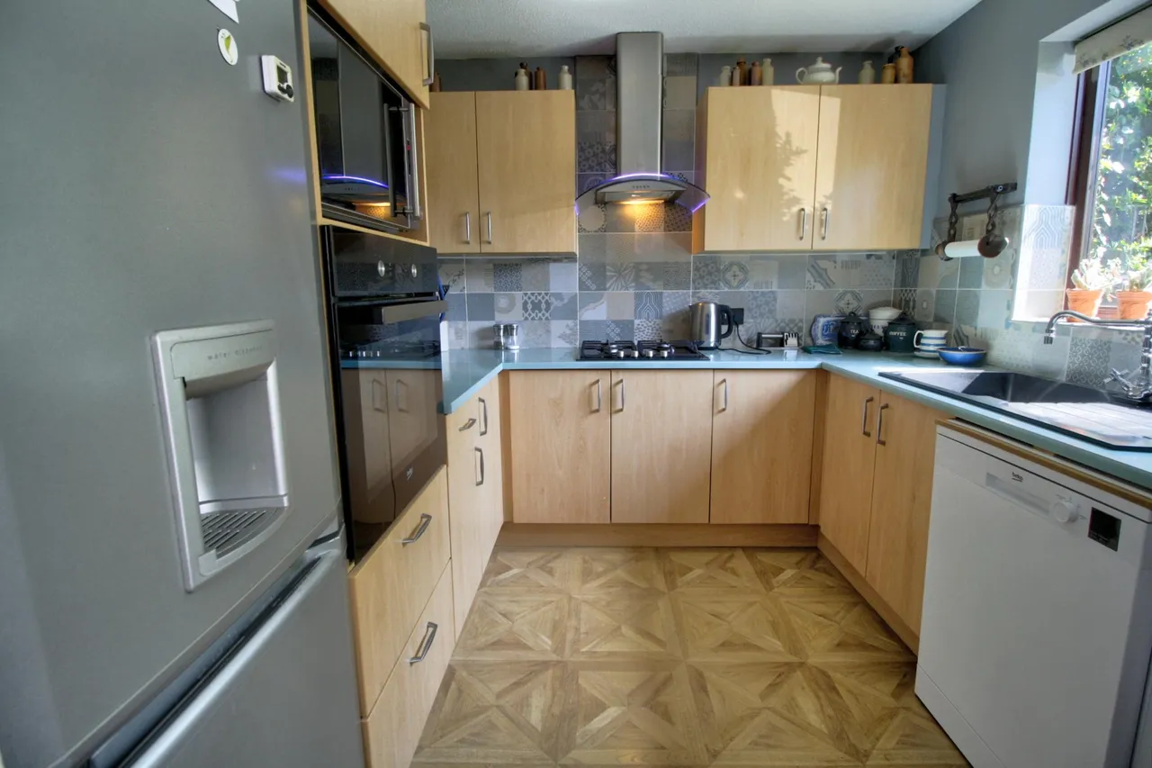 Carpenters Lane, Tonbridge, TN11, photo 2