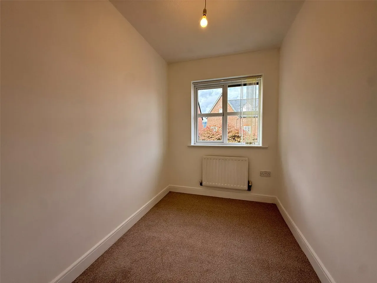 Upton Rocks Mews, Widnes, WA8, photo 15