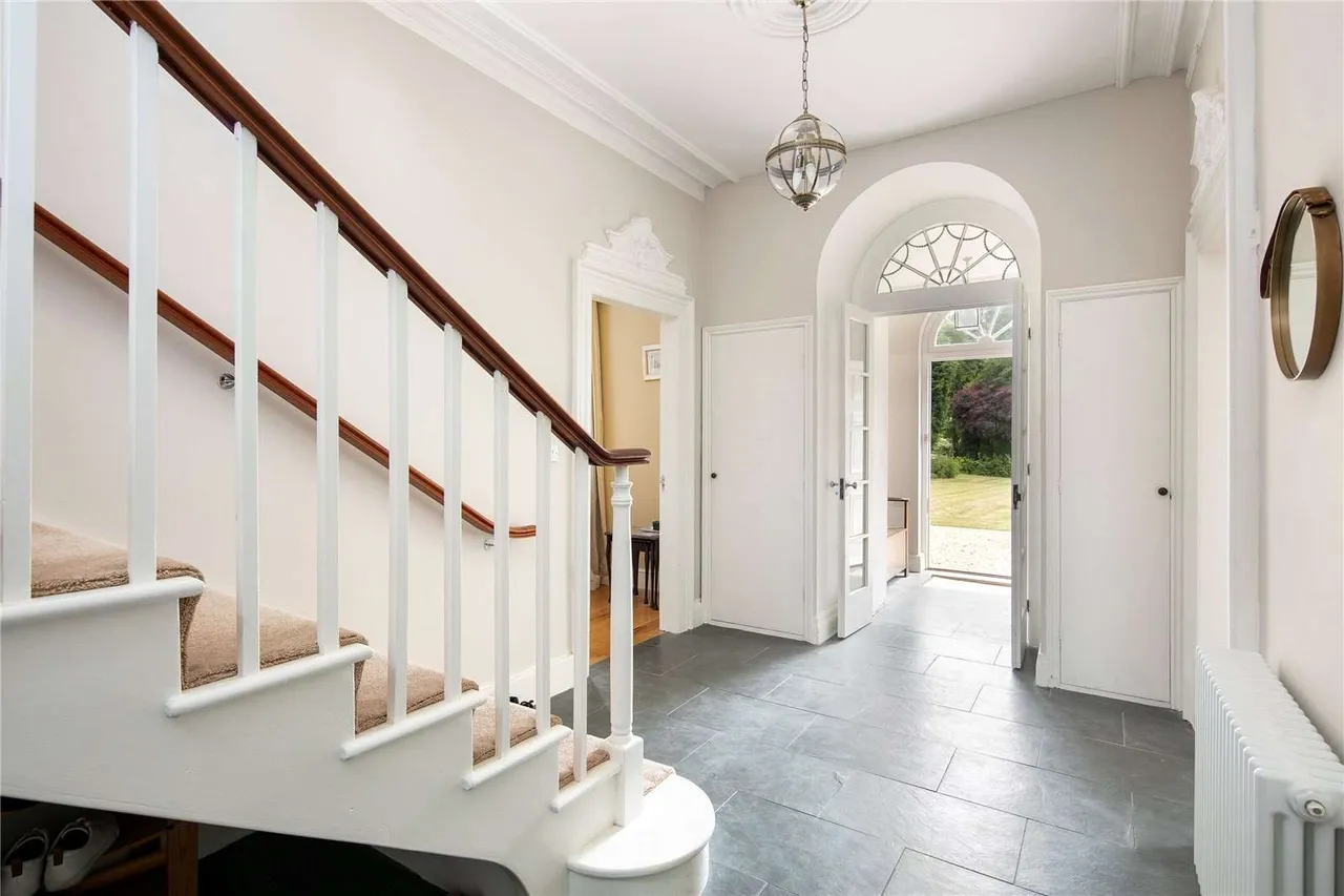 Aust Road, Olveston, South Gloucestershire, BS35 4DE, photo 5