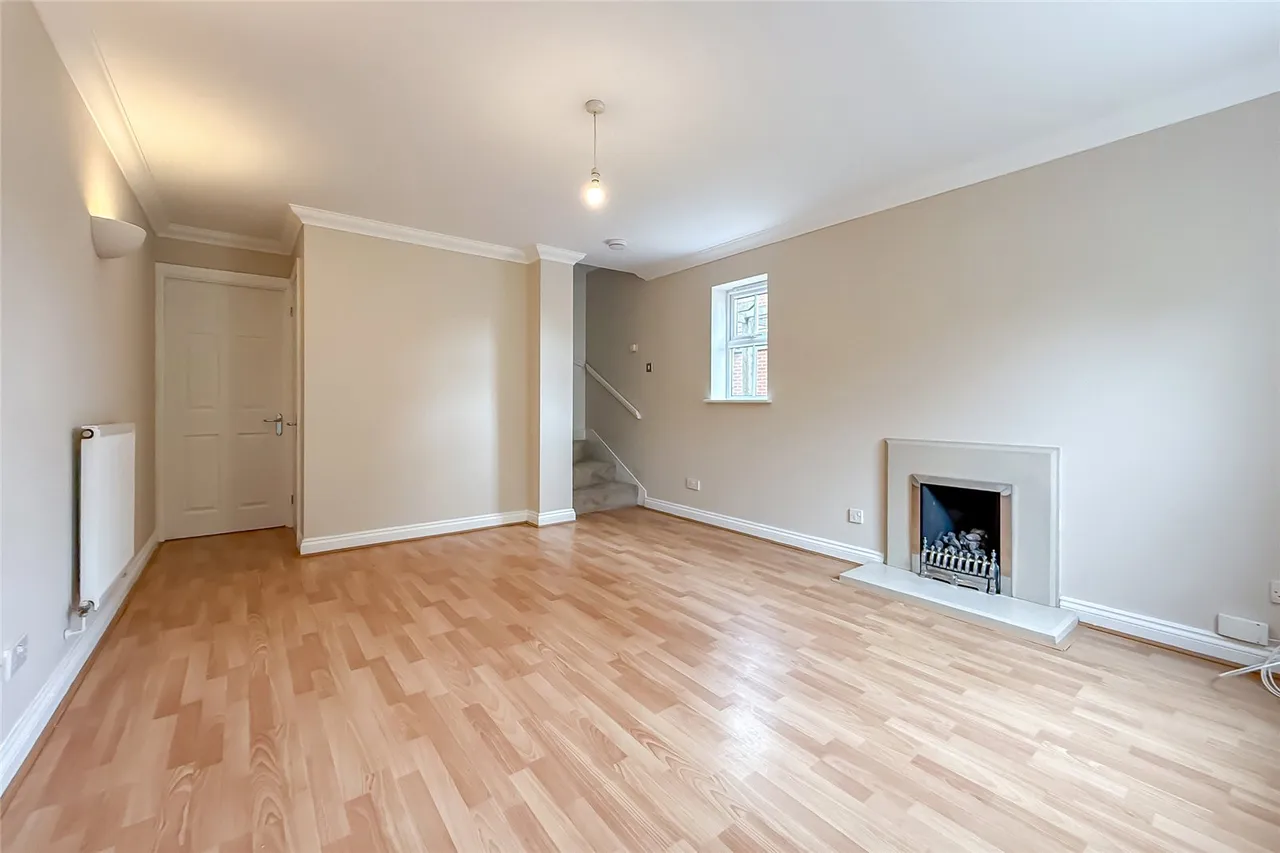 Puddingstone Drive, St Albans, Hertfordshire, AL4 0GX, photo 3