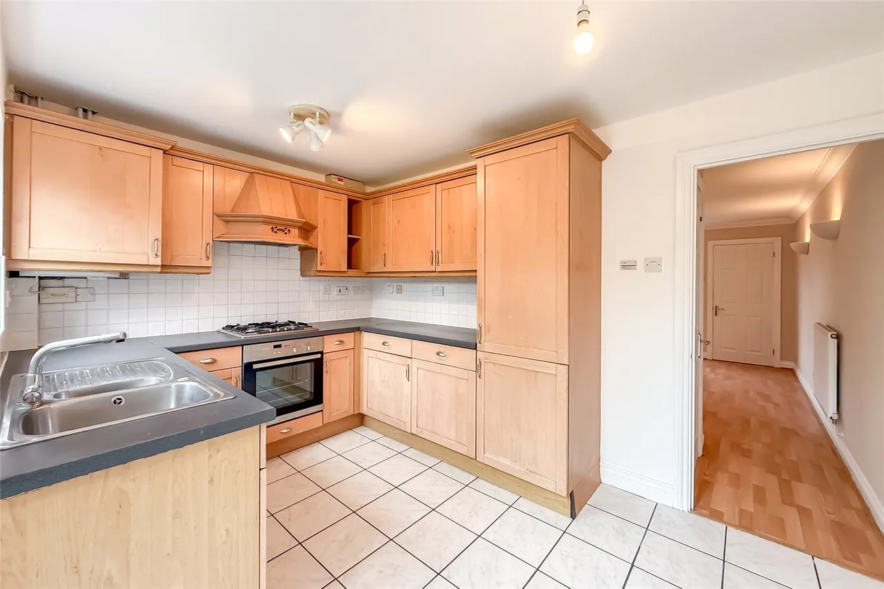 Puddingstone Drive, St Albans, Hertfordshire, AL4 0GX, photo 4