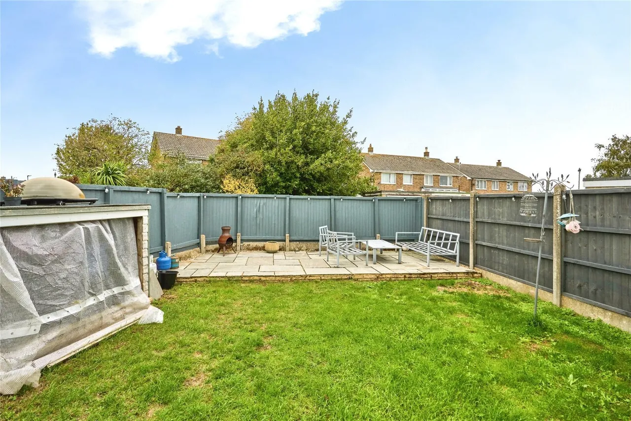 Campfield Road, East Cowes, PO32, photo 10