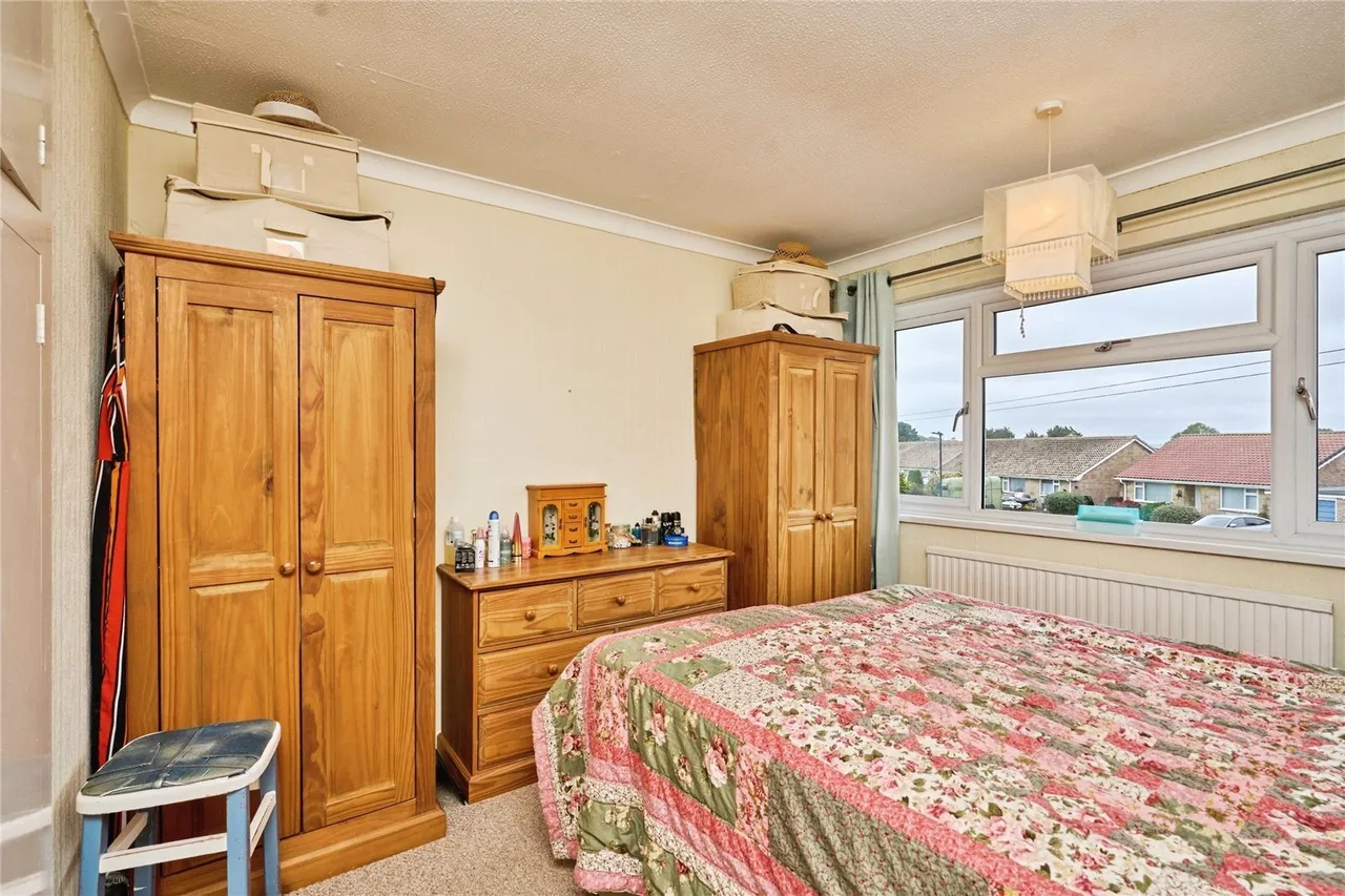 Campfield Road, East Cowes, PO32, photo 15