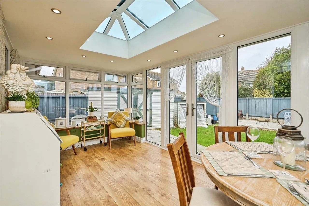 Campfield Road, East Cowes, PO32, photo 6