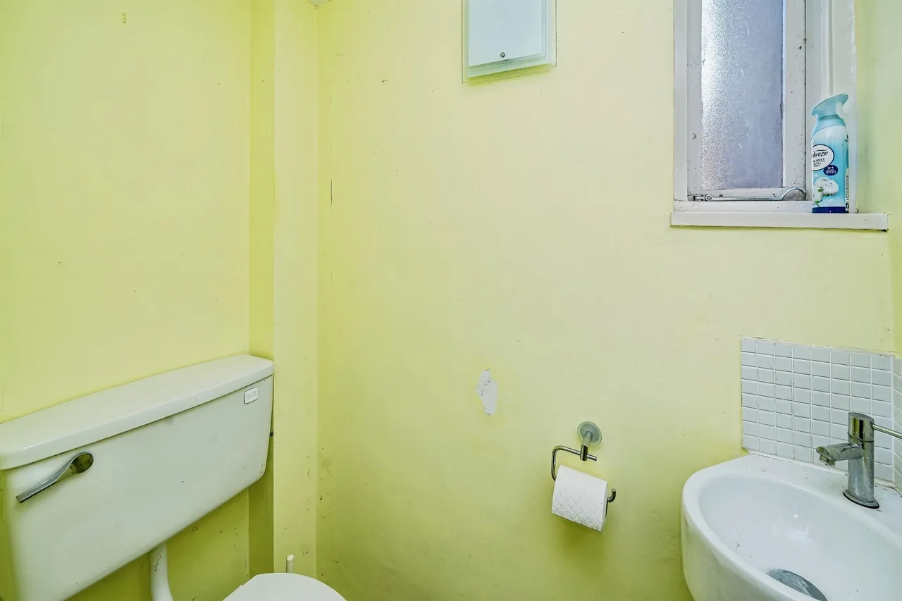 Cedar Chase, Taplow, SL6, photo 15