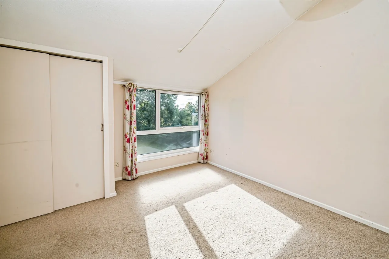 Cedar Chase, Taplow, SL6, photo 8