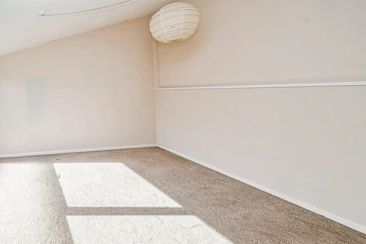 Cedar Chase, Taplow, SL6, photo 9