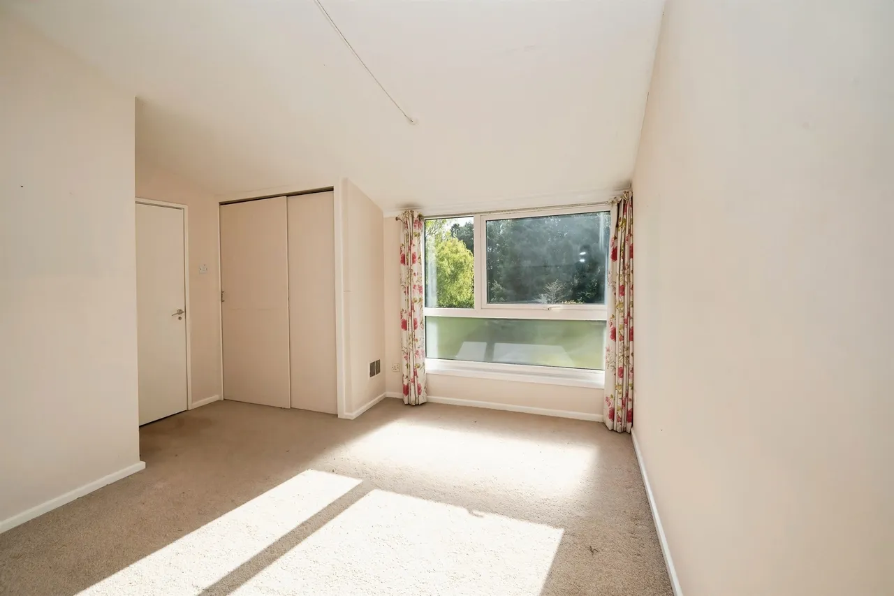Cedar Chase, Taplow, SL6, photo 6