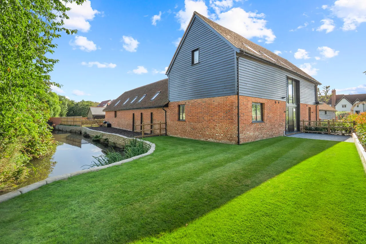 Dunmow Road, Hatfield Heath, CM22, photo 4